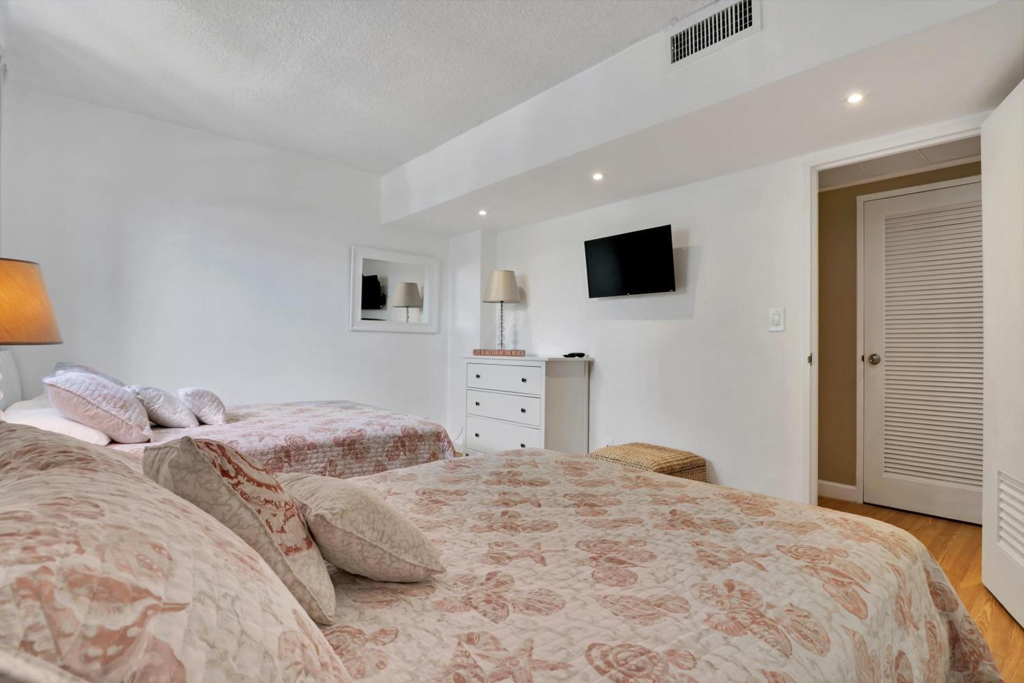 The Tides Apartments On The Beach Hollywood Buitenkant foto