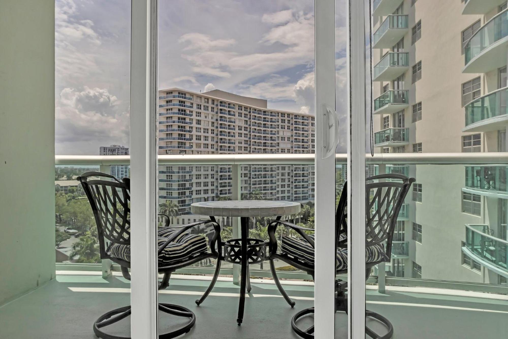 The Tides Apartments On The Beach Hollywood Buitenkant foto