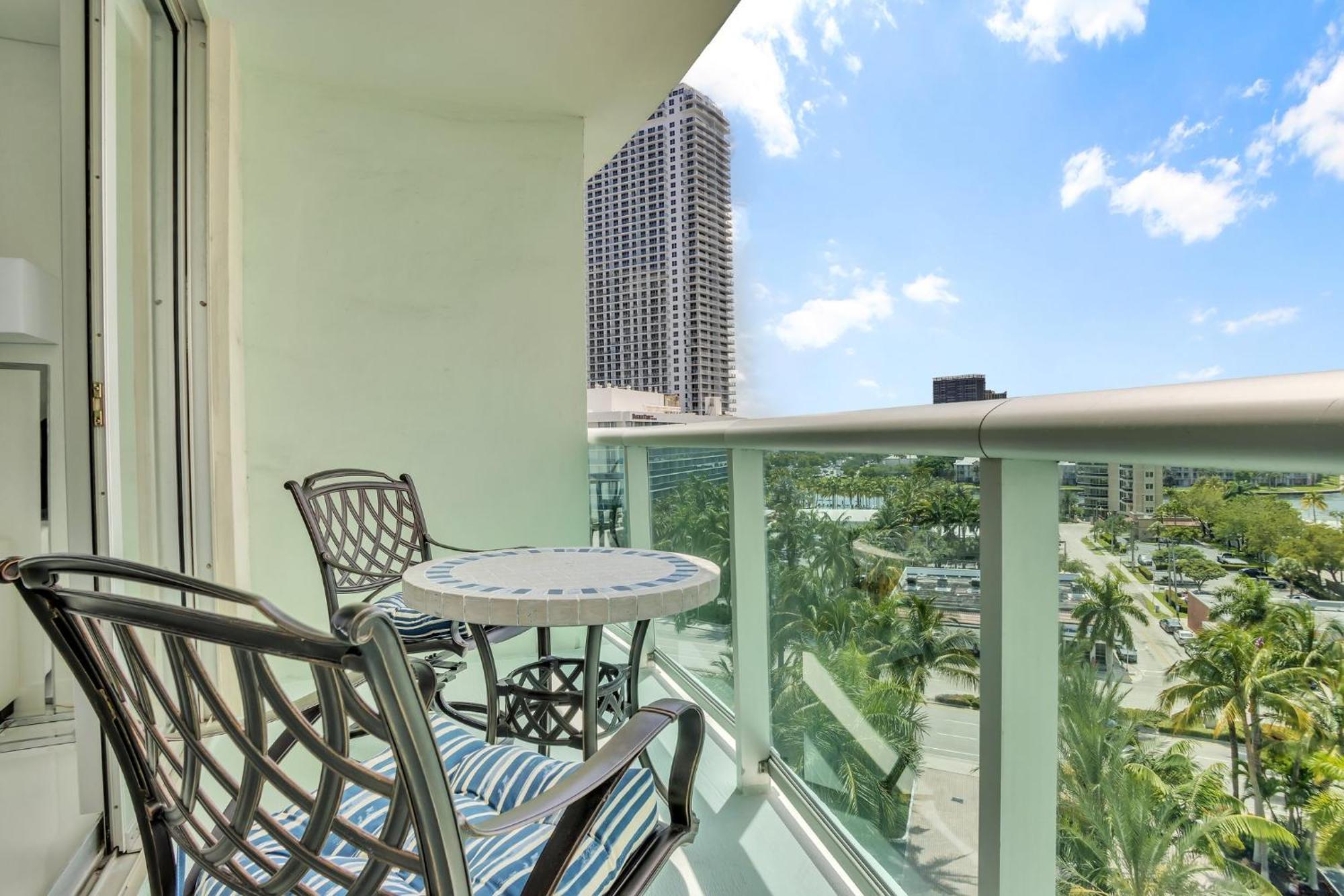 The Tides Apartments On The Beach Hollywood Buitenkant foto